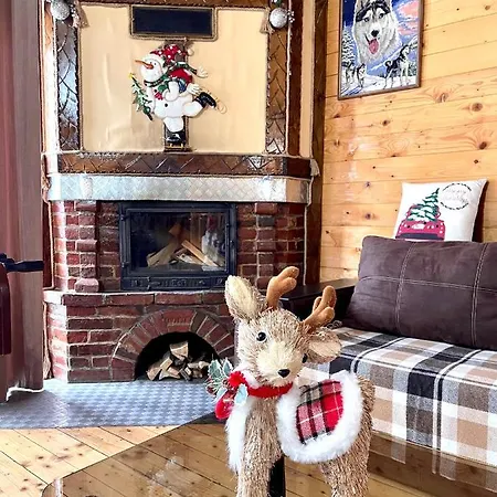 Adriana 木屋 布克维